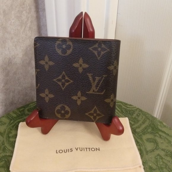 Louis Vuitton Monogram Wallet - Picture 2 of 15